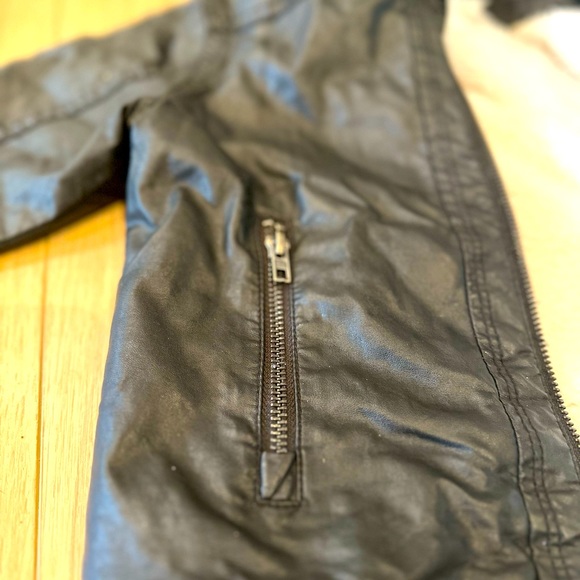 H&M Lined Faux Leather Jacket - Picture 8 of 9